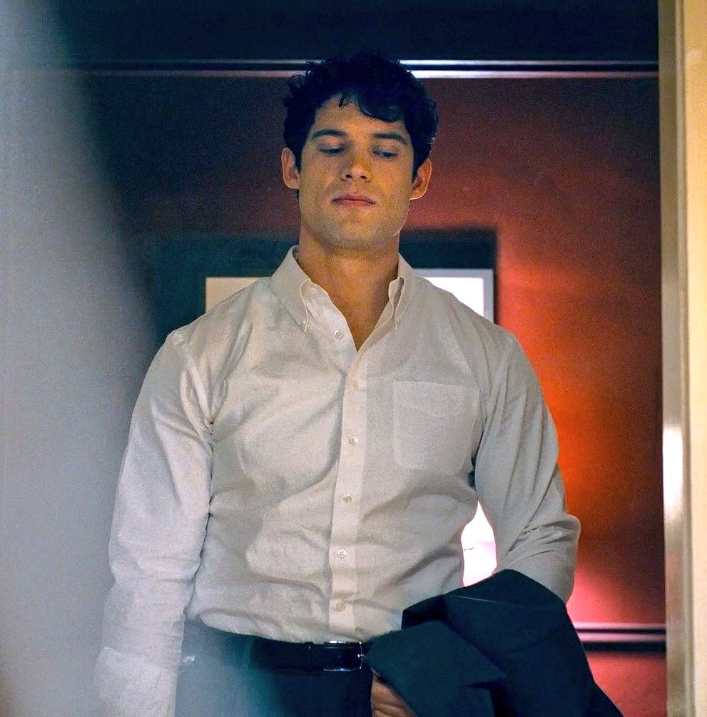 CQuill97's tweet image. Love the fact that the new Superman is a burly giant with a healthier build