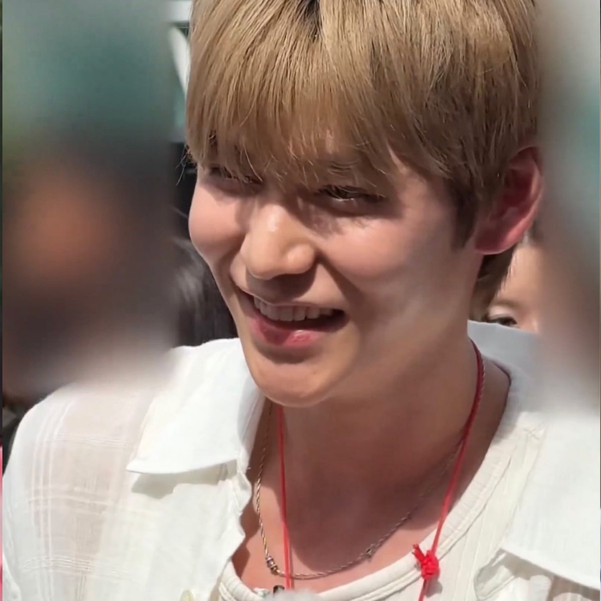 ยิ้มเห็นฟันแล้วน่าร้ากเหมินเด้ก