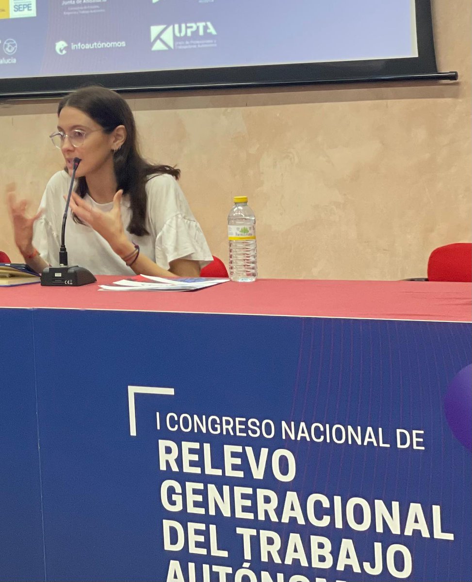 La segunda jornada del I Congreso Nacional de Relevo Generacional del Trabajo Autónomo en Lebrija ha comenzado con la mesa dedicada a hablar de la participación juvenil en los nuevos liderazgos que cuenta con las intervenciones de Belén Guirao, secretaria general de <a href="/rugetistas/">RUGE!</a> ,