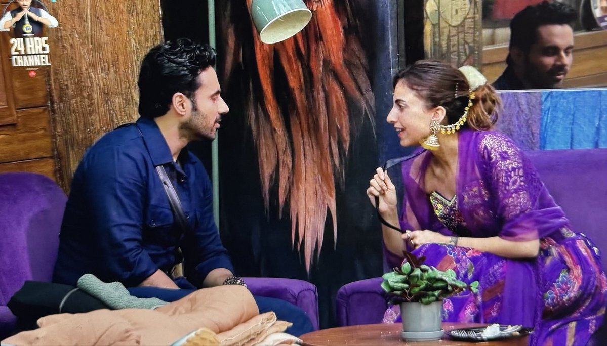 zayyyera's tweet image. he & she swan on my screen again, please they look so pretty in indian attire-
#farrhanabhatt • #abhishekbajaj • #abhihana