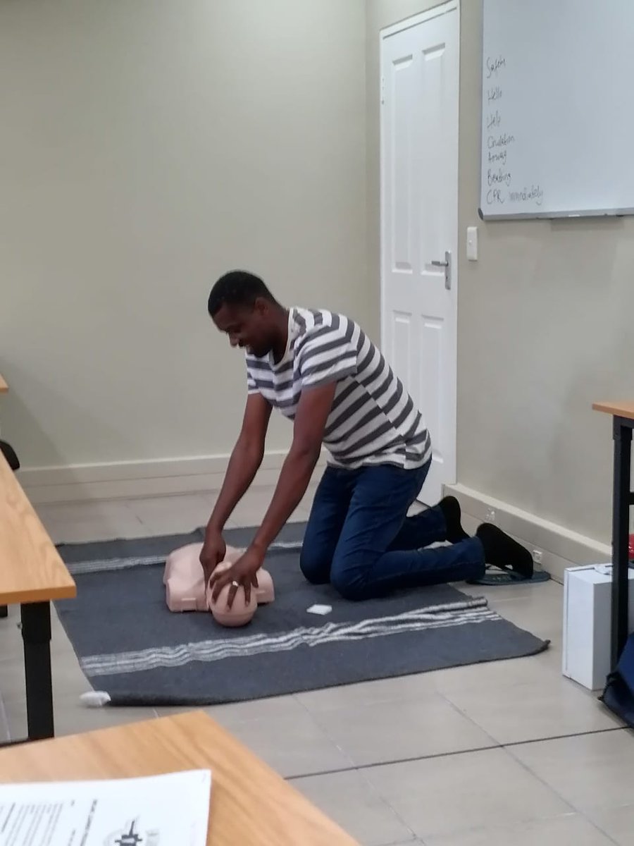 0861EMCARE's tweet image. 🩹 First Aid Training – Nelspruit (Mbombela) 🚑
Our Nelspruit branch hosted a hands-on First Aid Training session where learners practised CPR, wound care &amp;amp; emergency response skills — ready to save lives! Book: zurl.co/vrALw  #EMCARE #FirstAidTraining #Nelspruit