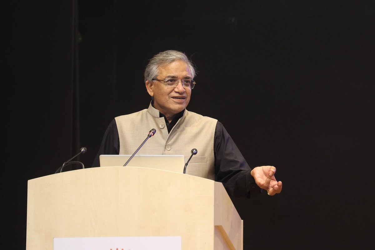 ECI’s two-day Conference of CEOs on nationwide SIR preparedness begins

Read more : eci.gov.in/eci-backend/pu…