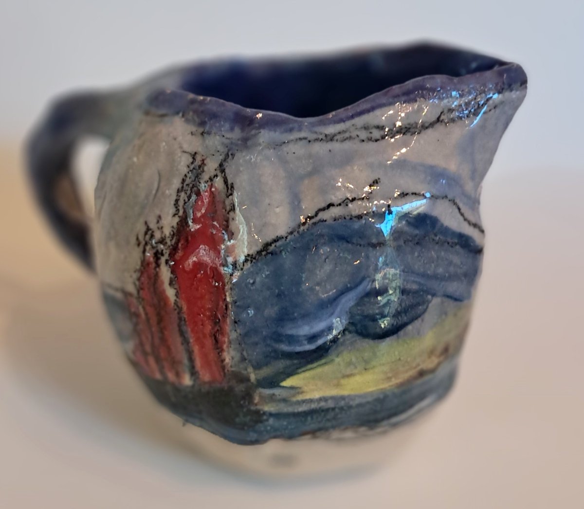 DonnellyRed's tweet image. N E W pieces just added. A chance to own a little piece of art in the shape of a jug 

deborahdonnelly.com/painting/galwa…

#irishstoneart, #irishart, #potterystudio, #deborahdonnllyart, #originalartwork, #galwayhookers, #Connemara, #connemaart, #killaryfjörd, #Galwayart, #galwaytourism