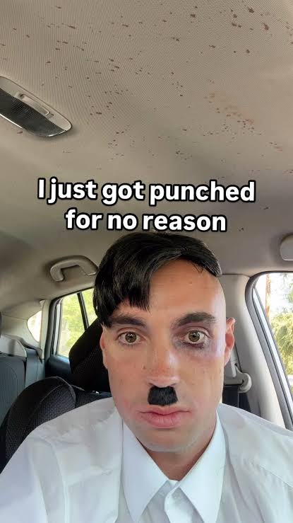 Azurelite_14's tweet image. This is literally just this image