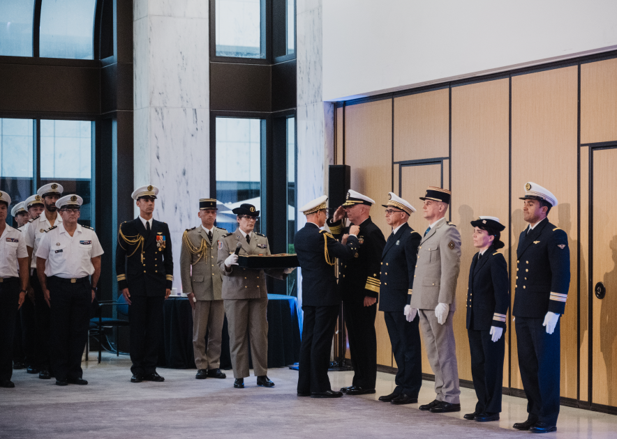 FRDefenseUSA's tweet photo. 🎖️Honoring excellence in 🇫🇷🇺🇸  #Defense cooperation | On the 16th of October at the French Embassy, American and French officers were awarded for their outstanding service — including Adm. Houston @USNavy, MG Ekman @usairforce, and several 🇫🇷recipients. #FranceUSA #LegionOfHonor https://t.co/JZjxpbs9SM