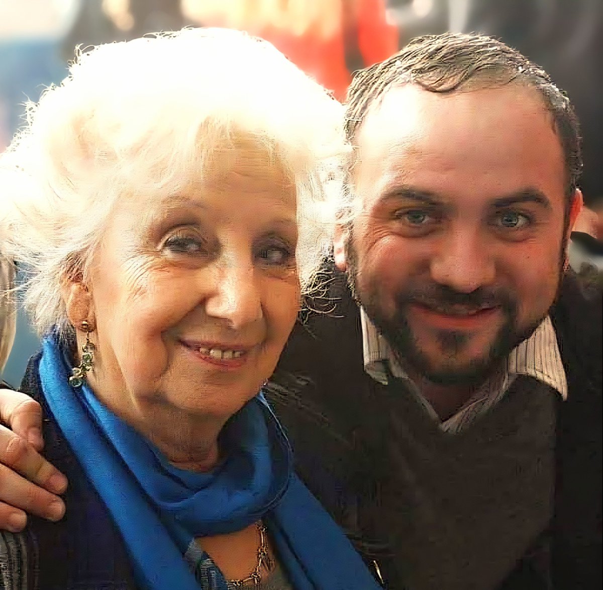 Feliz cumple Estela querida!
Abuela de todos.
Sos un ejemplo de vida, de resiliencia, de amor y lucha. 

#dianacionaldelaidentidad