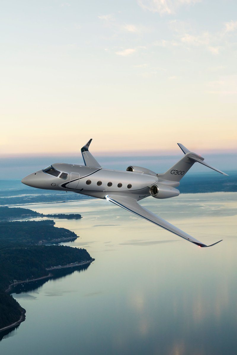 GulfstreamAero's tweet image. A new generation of super-midsize travel is taking flight. #G300

Thanks to our customers and fans at #NBAA2025 who were among the first in the world to see its airshow debut.

Explore: glf.aero/G300