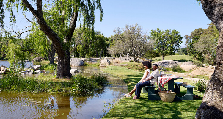 Inside Guide (@theinsideguide) on Twitter photo It’s picnic season in the Mother City! Throw down a blanket, unpack your hampers, and soak up the delicious scene… bit.ly/472iuZv It’s picnic season in the Mother City! Throw down a blanket, unpack your hampers, and soak up the delicious scene… bit.ly/472iuZv