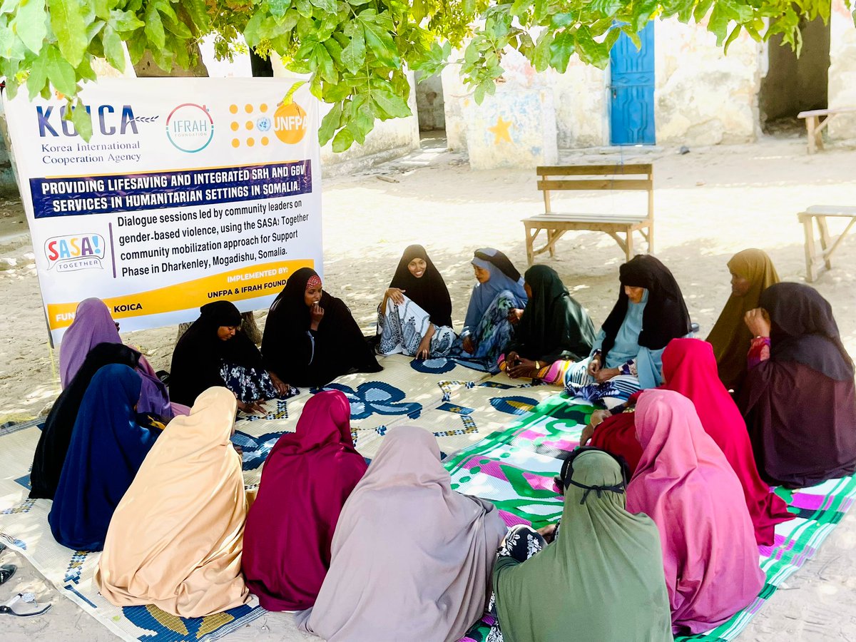IfrahFoundation's tweet image. In #Dharkenley district, with support from @KOICAKenya through @UNFPA_SOMALIA , community leaders held a dialogue session on the aims of the #SASATogether #SupportPhase, sharing ideas on how power with others can help end violence &amp;amp; promote positive social norms.
#EndVAWG