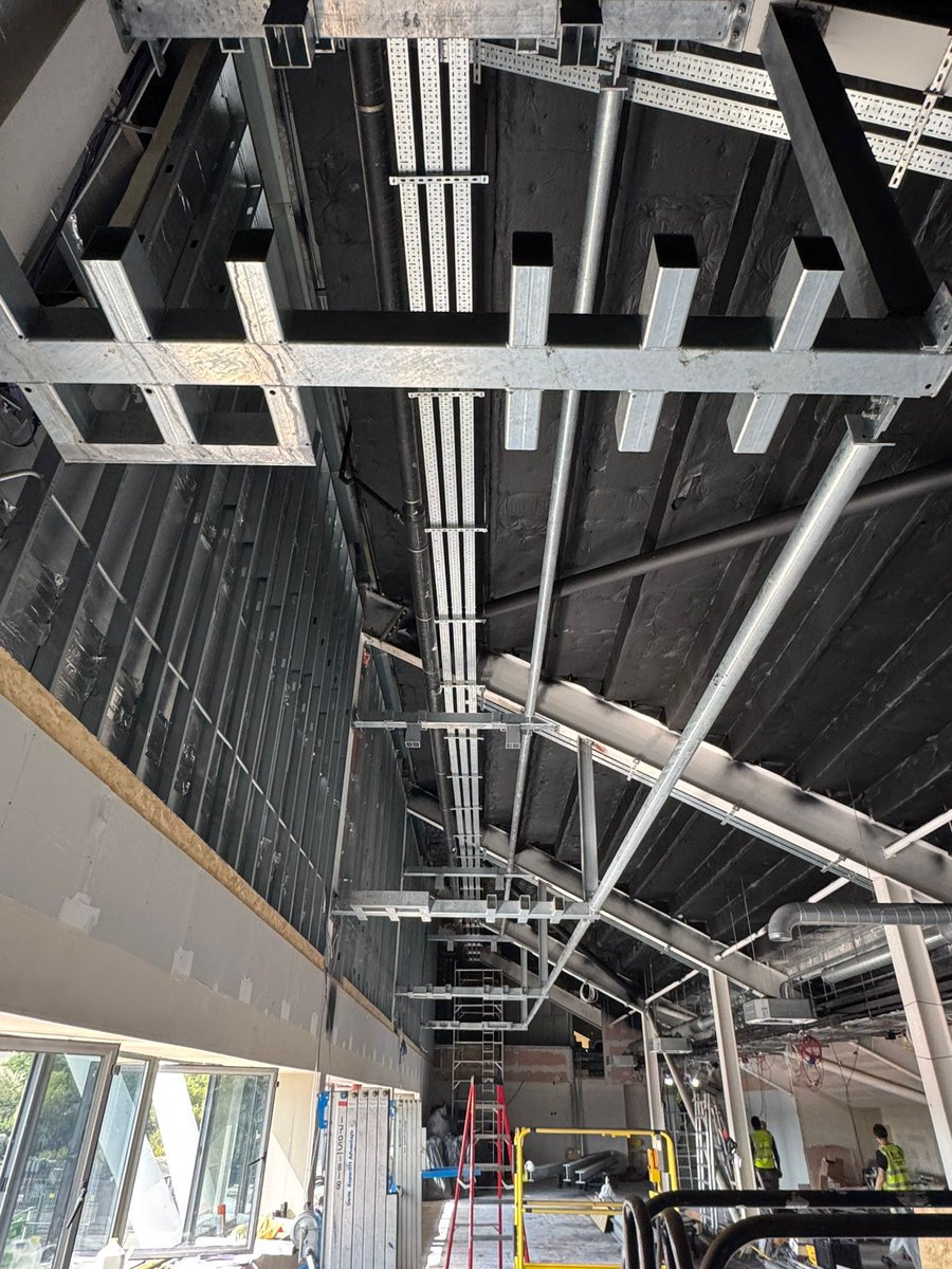 StadiaConstruct's tweet image. A few more photos of the steel install we completed with @parogon.uk at @southamptonfc &amp;amp; @level1southampton. The steels were installed to create a suspended walkway and climbing wall support steels.⁠
