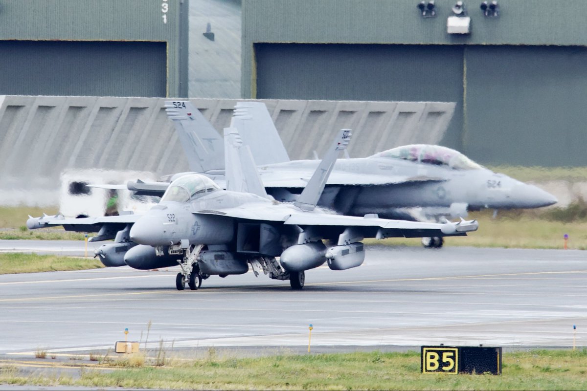 _tatezou's tweet photo. 2025/10/22 #三沢基地 (#RJSM) #SM_watcher
いつもの三沢の景色。。。。。
ぉ!グラウラー♪ https://t.co/JzUw3wmwWR