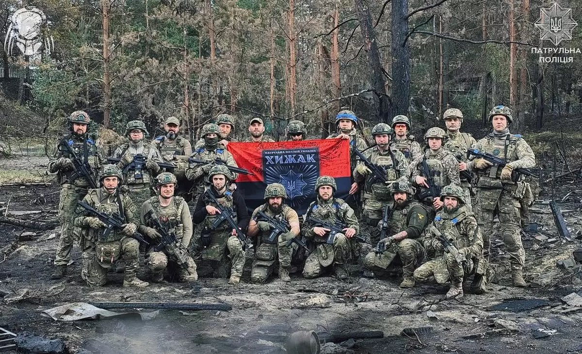 ReputationUA's tweet image. «Поліцейські не воюють. Чому я маю?»