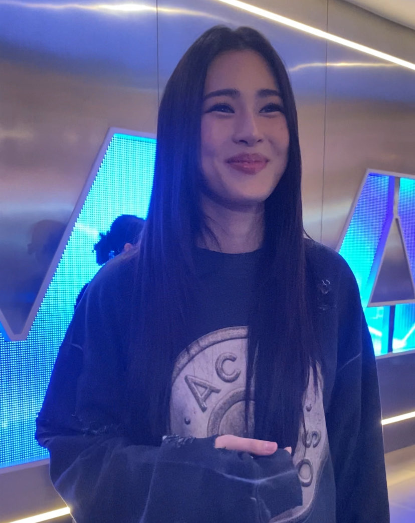 yawns ⟡ tweet media