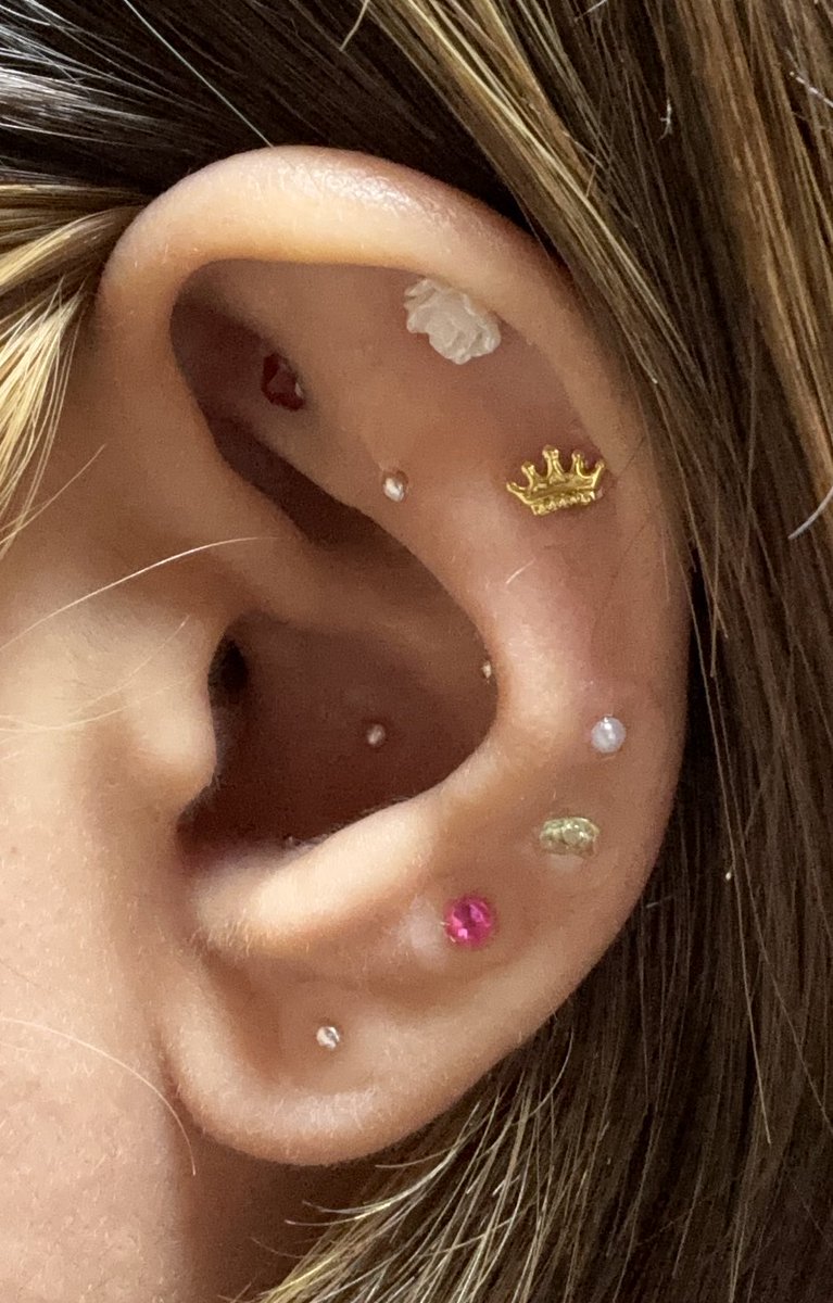 耳つぼｼﾞｭｴﾘｰ