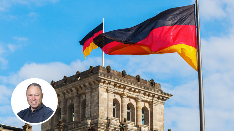 Wenn die eigene Nationalflagge für Entsetzen sorgt: Haben die Deutschen noch alle Tassen im Schrank? ebx.sh/FQas9h