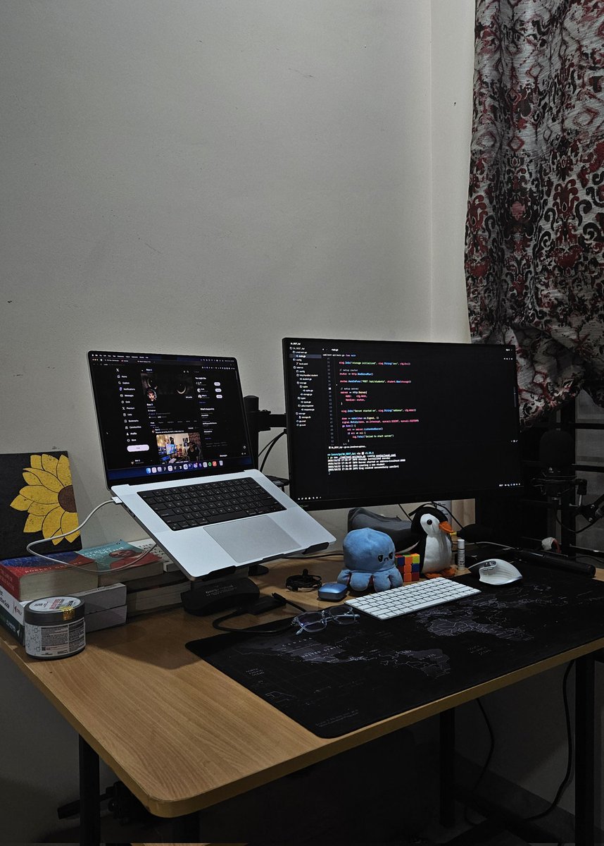 ramxcodes's tweet image. Setup upgrade 

Little weird but will adjust soon