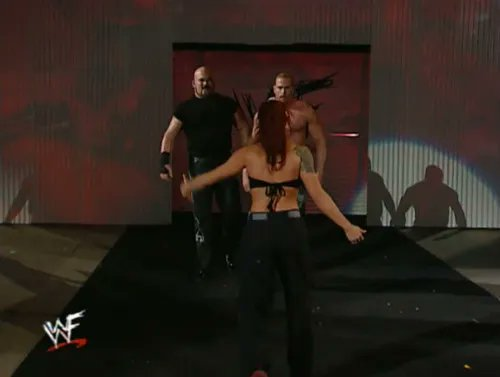 wrestle_hist's tweet photo. 10/22/2000
The APA & Lita vs. T & A, & Trish Stratus ended in a No Contest at No Mercy from the Pepsi Arena in Albany, New York.
#WWF #WWE #NoMercy #TheAPA #Bradshaw #JBL #JohnBradshawLayfield #Faarooq #RonSimmons #Lita #TAndA #Test #Albert #ATrain #MattBloom #TrishStratus https://t.co/pv2ZfpgVM5