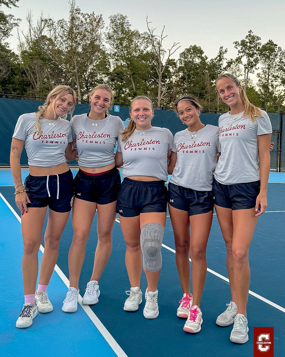 Had a great time at the ITA Carolina Regionals last weekend!

We'll be back at home for the CofC Halloween Championship next weekend 🎃

#TheCollege 🌴🎾