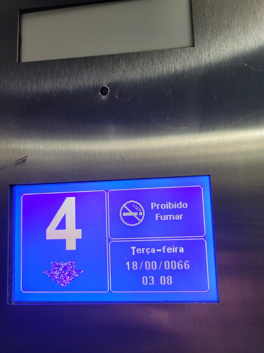 lealgabriel05's tweet photo. Por que o Dev deixou setar o mês como "00" ? https://t.co/gPQ43XcZ30