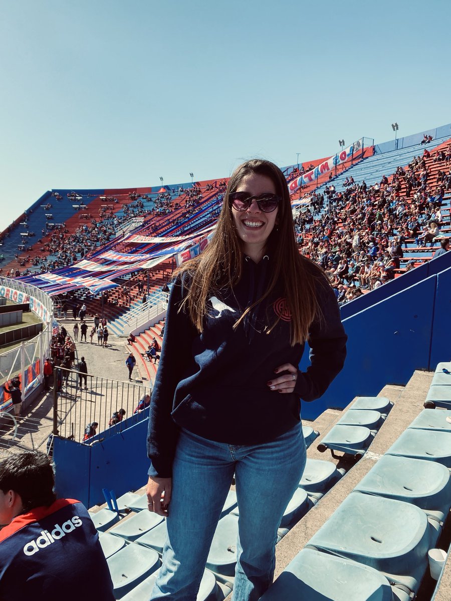 #nadiedicenada aguante el Ciclón 💙❤️