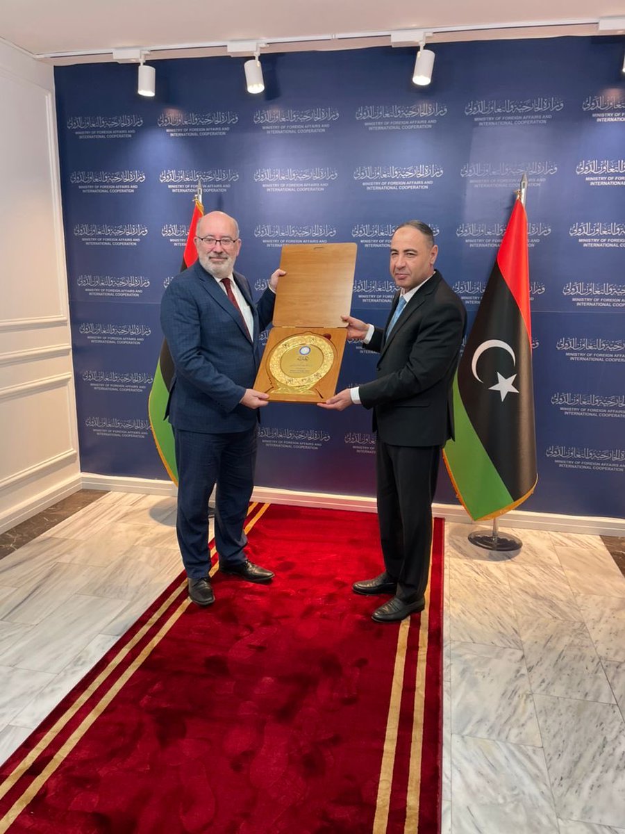 A warm final exchange with acting FM Al Baour as I finish my week of farewell calls. I thanked him for the cooperation between our Ministries.  I look forward to the 🇱🇾-🇬🇧 relationship growing ever stronger in the interests of both our peoples.