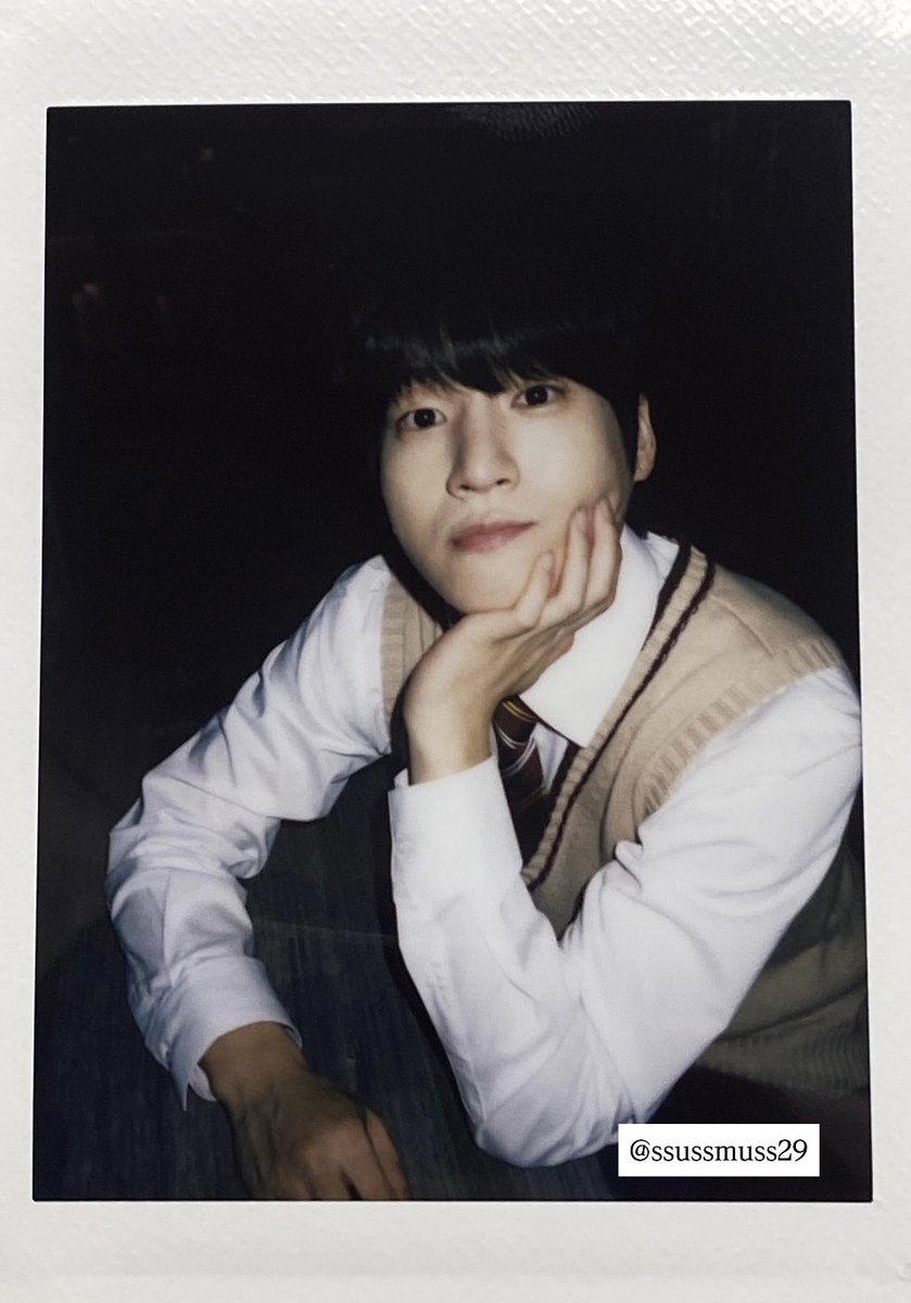 리윤재가 저를 찾아왔어요 (,,• ֊ •,,)♡