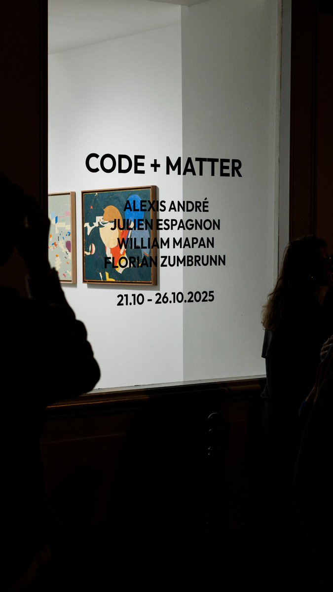 williamapan's tweet image. I do not know how to express this.
But when cars in the street can't go through because the crowd at your opening takes the whole street, it means you did something good.
Thank you everyone for coming to "CODE + MATTER" (opened until 26th Oct)
wtf.
