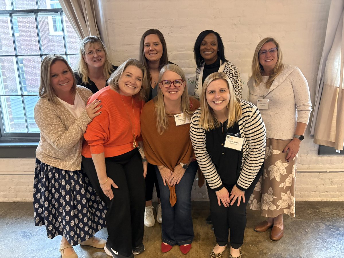 CPSProfDev's tweet image. Our BT Mentor Leader team is at the REACH Virginia conference working with other school systems to support and retain novice educators.