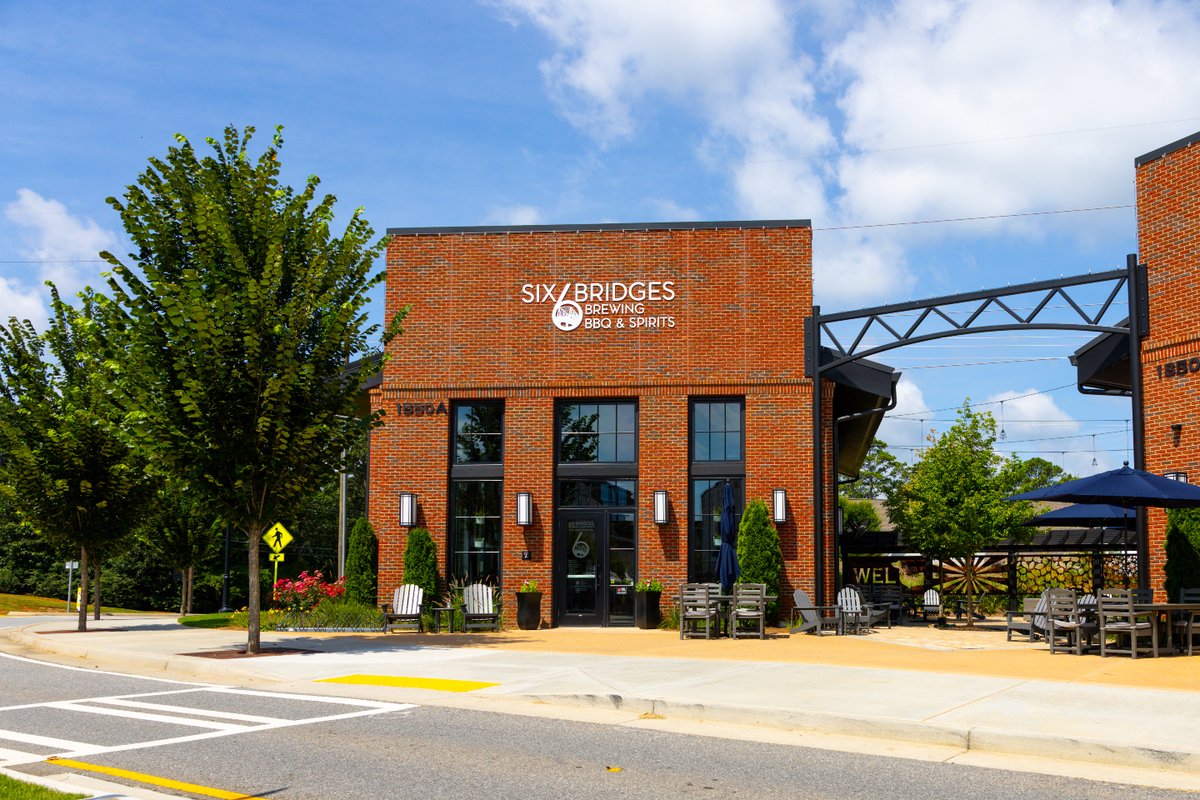 AxisCompanies's tweet photo. 🍻 Prost 🍻 to a project that’s equal parts form, function, and fermentation. 

Axis provided full architecture and engineering services for Six Bridges Brewing in Milton, including brewery + bar design, kitchen coordination, a rooftop deck, and even the patio vibes. https://t.co/2lCA3aCnGi