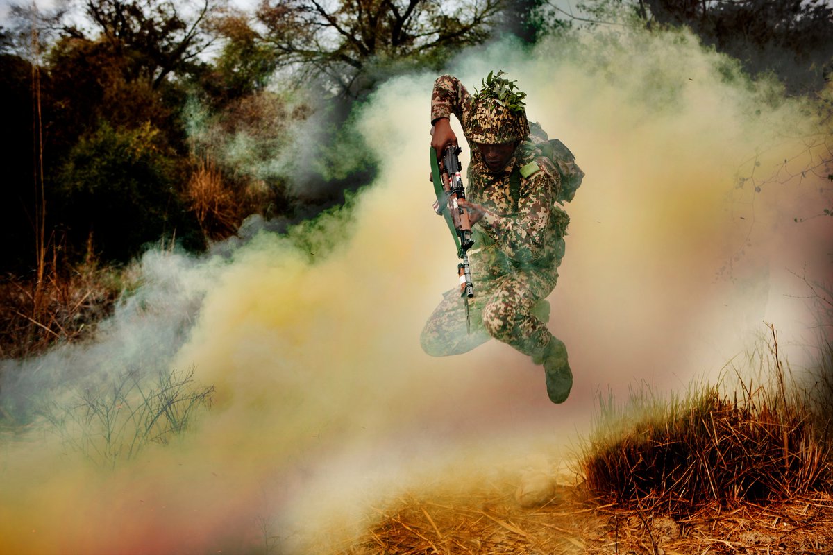 Fan_BSF11's tweet image. हर मिशन की जीत कठिन प्रशिक्षण और पूरी तैयारी से तय होती है।  #TrainingHard #StaySharp #BSF 🇮🇳