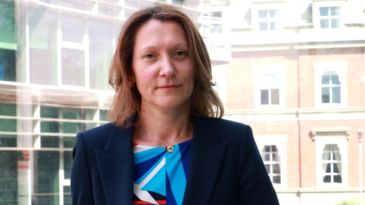 TeachingHOW2s tweet media