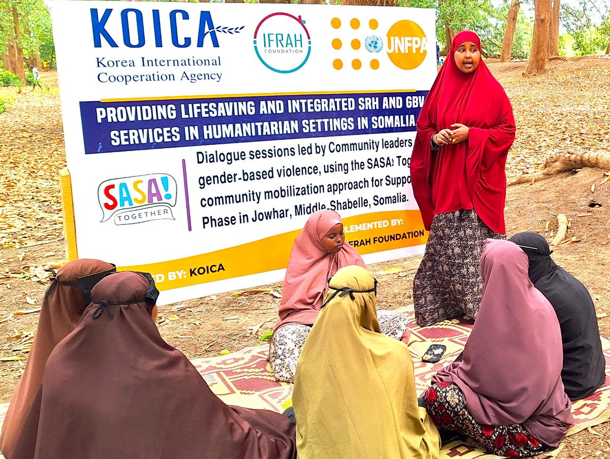 IfrahFoundation's tweet image. With funding from @KOICAKenya through @UNFPA_SOMALIA, community leaders in Jowhar District discussed the aims &amp;amp; objectives of the #SASATogether #SupportPhase, sharing how building power with others can help create safer homes &amp;amp; promote health relationships.
#EndVAWG
