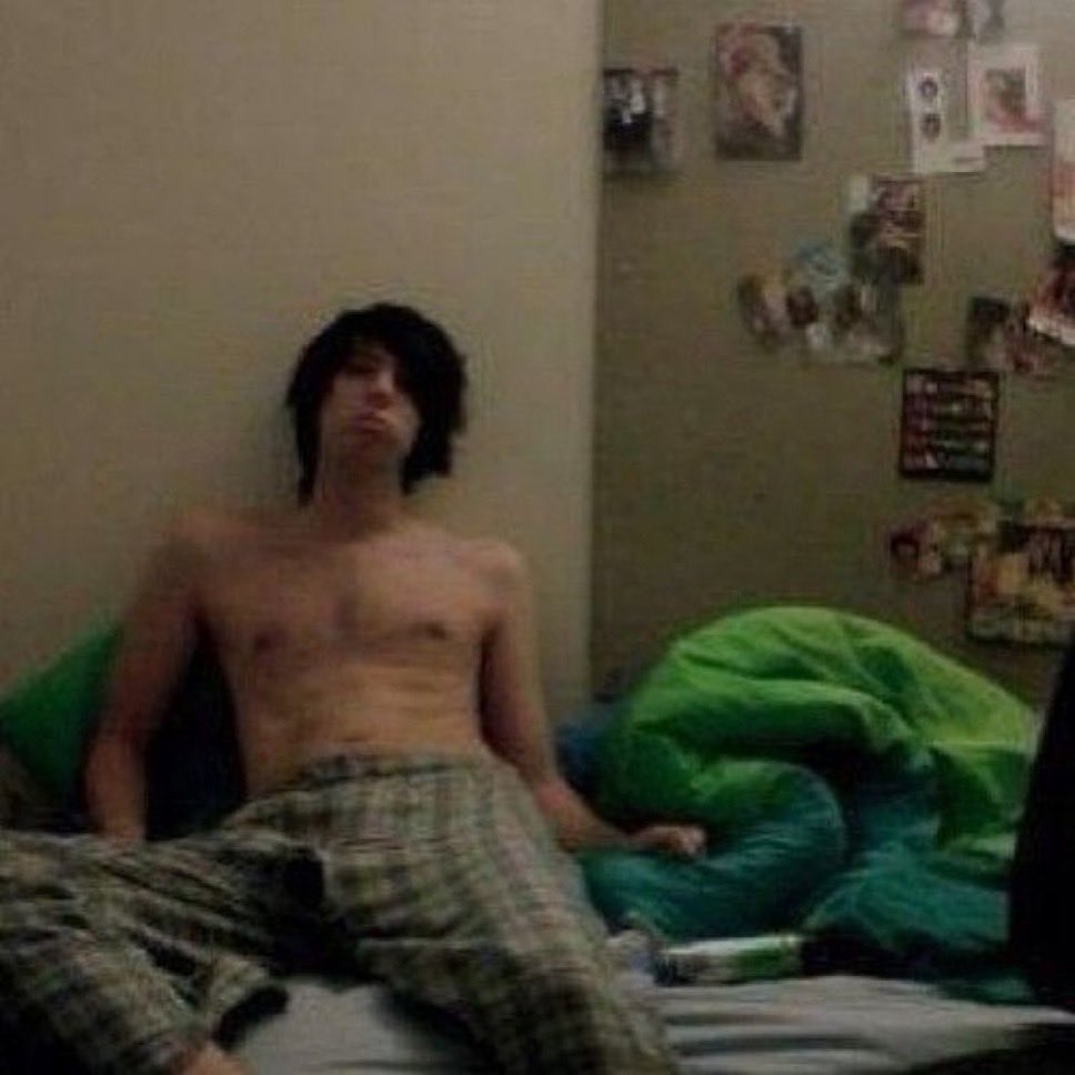 cherryapparent's tweet image. i’m crying they really both locked tf in