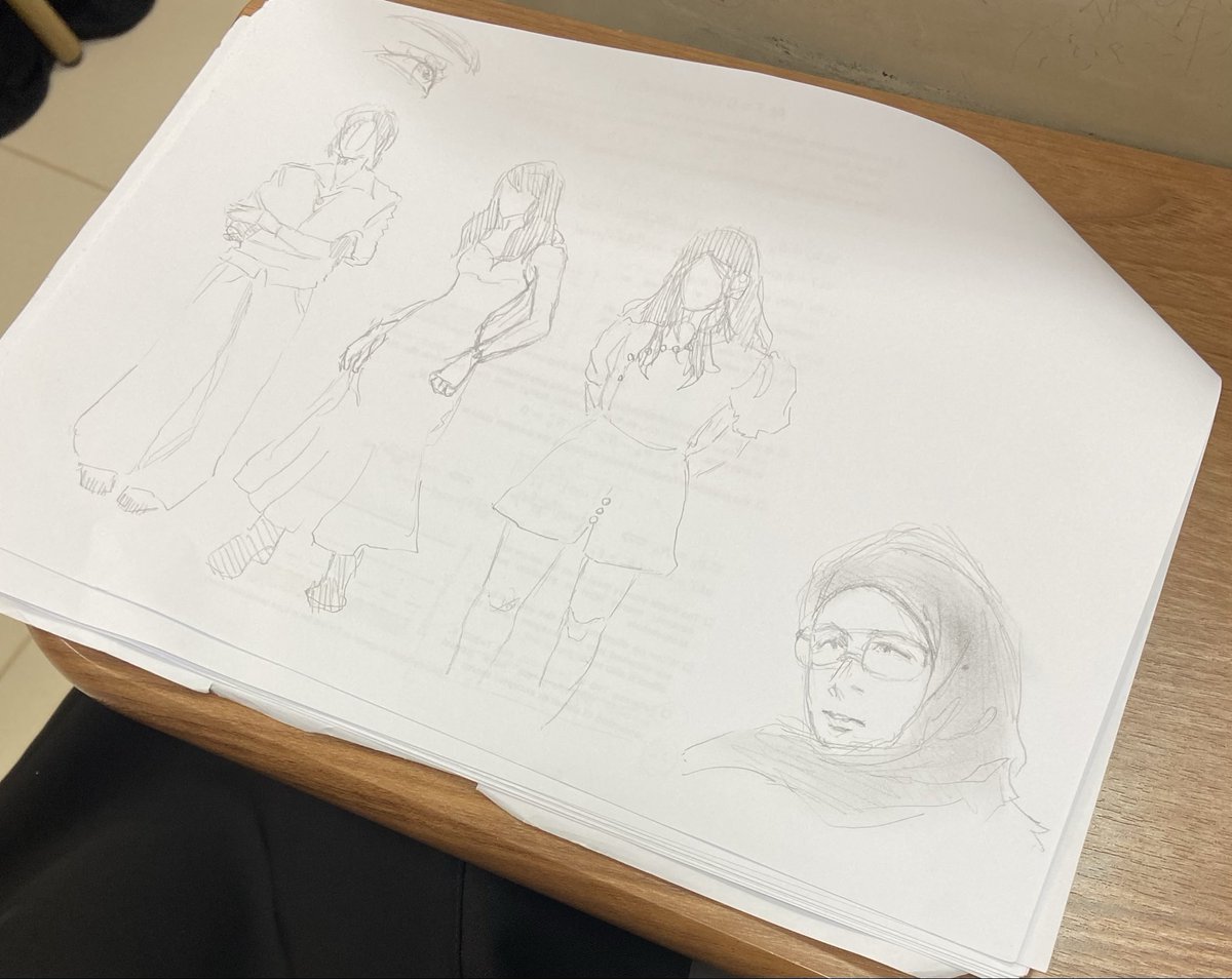 صرت احب وقت المحاضرة مو عشان العلم لاا
عشان الشغف الفجائي للرسم