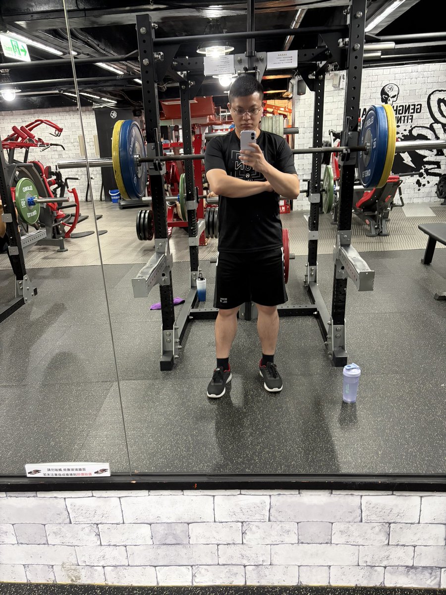 jaricho24's tweet photo. 好久沒po文了,唉鳳17啦齁
公司的同事說這什麼騷包顏色(=ﾟωﾟ)ﾉ https://t.co/yc2d8C2dMJ