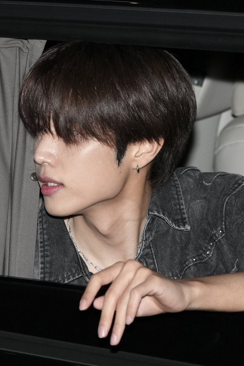 251022 

#THEBOYZ #더보이즈
#SUNWOO #선우