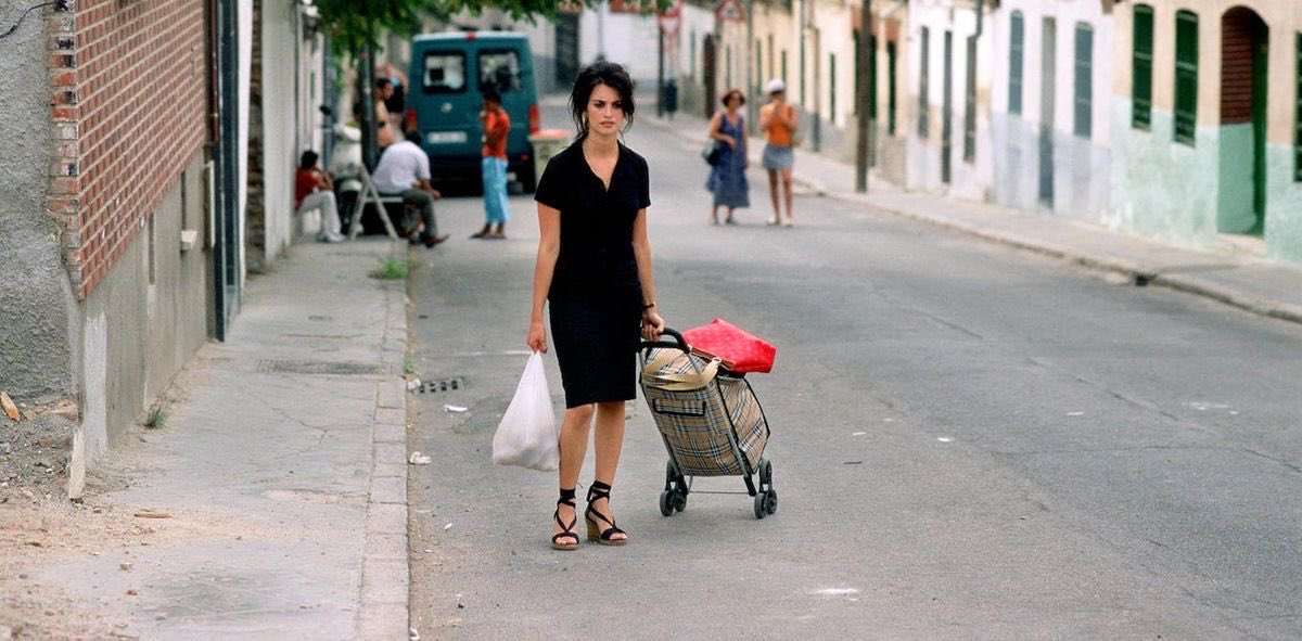 algocinefila's tweet photo. Volver (2006)
Dir. Pedro Almodovar https://t.co/3OfQjLiohn