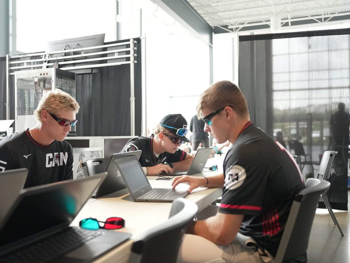 Throwing it back testing day at Prep Baseball’s Future Games 🙌 Top high school athletes crushed their Edge Tests and proved why visual and cognitive skills are the real game-changer in baseball.

#Baseball #VisionTraining #CognitiveTraining #VisualSkills #BaseballTraining