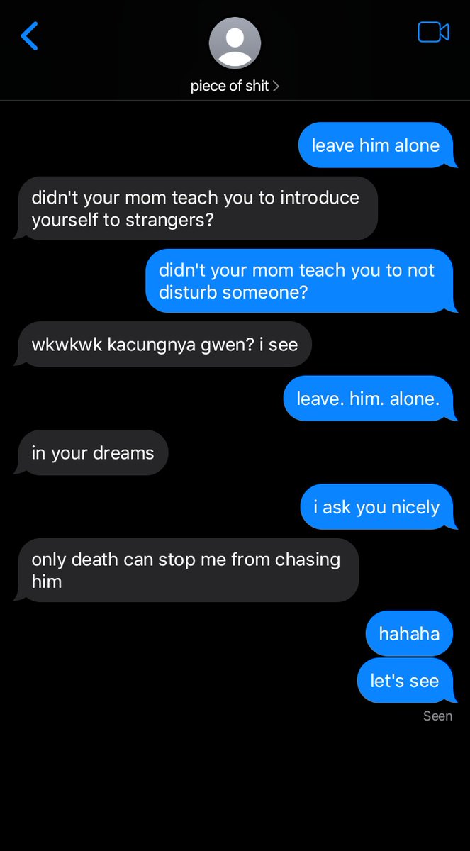 yeo_nology's tweet image. #heejake short au

when the stalker chooses the wrong target

© yeo_nology