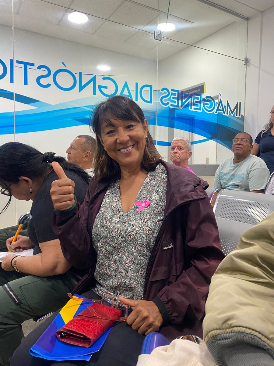 JEFSAFAC's tweet photo. 🎗️ Promoviendo la prevención y detección temprana del cáncer de mama, fue desarrollada por el ESM de #EMAVI una jornada de mamografías dirigida a más de 30 usuarias, reforzando la importancia del autoexamen y el autocuidado como herramientas para salvar vidas. 💕
#SaludFAC https://t.co/QWRckhurIt