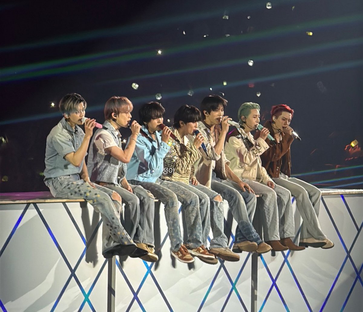 char🚂정이 tweet media