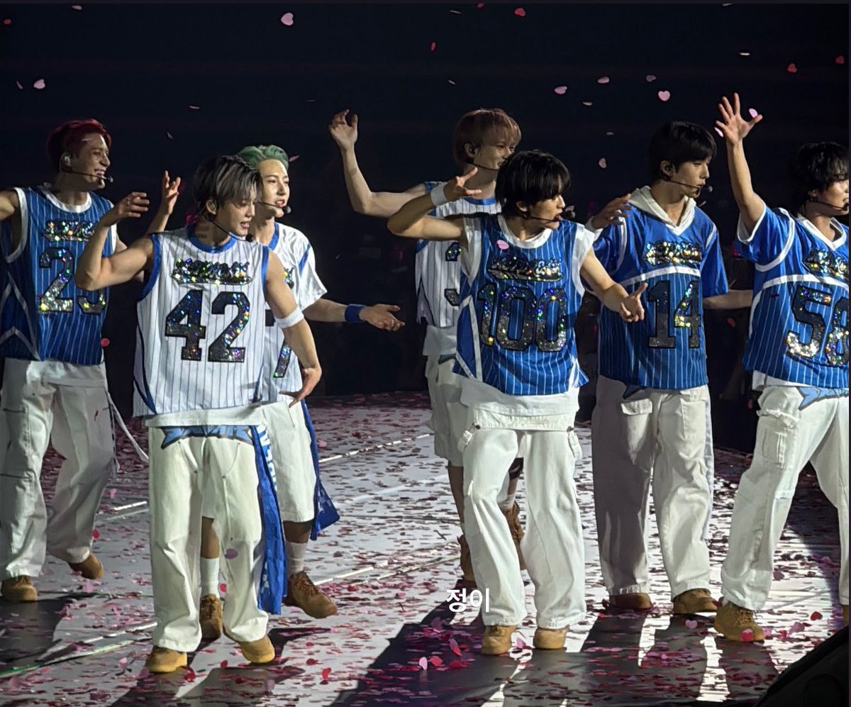 char🚂정이 tweet media