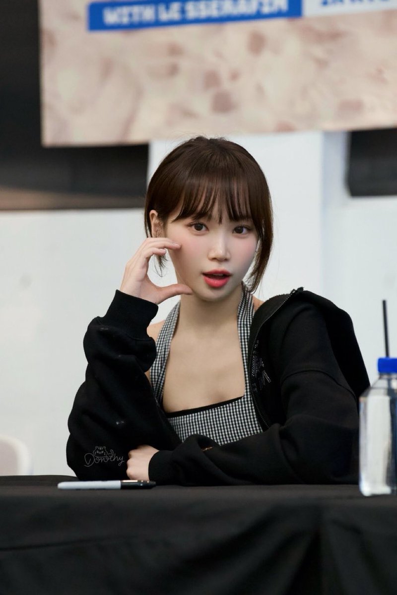 🏷️
07/   FEARNOT/  Chaewon🐯

チェウォン推しのピオナです！！

♡or♻️で気になった方フォローします！！

ピオナの皆と繋がりたいので繋がりましょ🤝

#FEARNOT #FEARNOTと繋がりたい　#LE_SSERAFIM 
#KIMCHAEWON
#ルセラ
#ルセラフィム