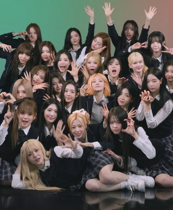 I vote for #tripleS on #2025MAMAVOTE