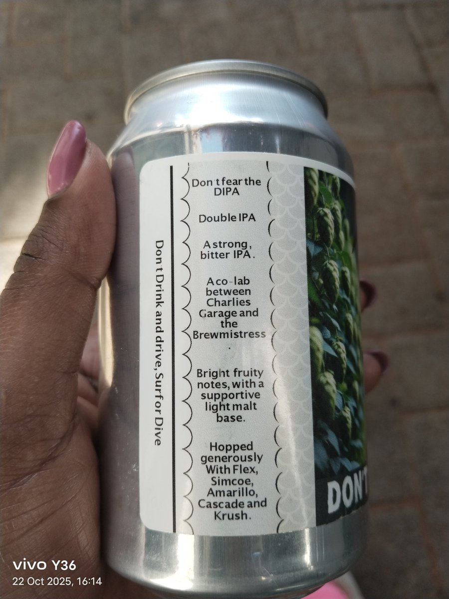 A true beer connoisseur knows to approach a DIPA with caution....but a beer lover chooses to have it as a lunch accompaniment 😎

Cheers to life and the amazing beers that we get to try each day 🍻

Thank you <a href="/LucyCorne/">Lucy Corne</a> and @Charliesgarage for this colab