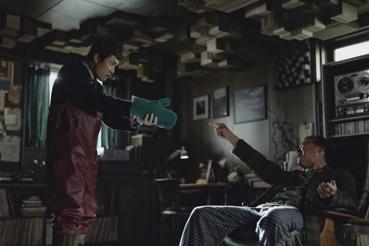 ¡Buenas noticias! NO OTHER CHOICE, de Park Chan-wook, adelanta su estreno en España.

MUBI la estrenará en cines el 16 de enero de 2026 (en lugar del 20 de marzo) bajo el título NO HAY OTRA OPCIÓN.