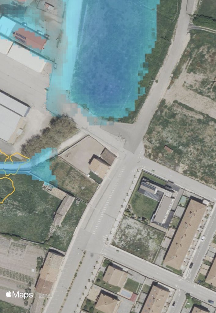 Al consejero de <a href="/Salud_JCYL/">Salud JCYL</a> le molesta la realidad, que no la ve ni con un candil.

15 años después de la cesión de terrenos para el nuevo centro de salud de El Burgo de Osma, situado en una vega, aparece una "laguna".

Así gestiona la <a href="/jcyl/">Junta de Castilla y León</a>: tarde y mal.