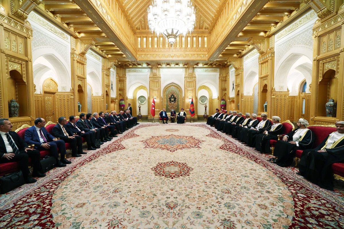 Cumhurbaşkanımız Sayın Recep Tayyip Erdoğan, Umman Sultanı Heysem bin Tarık ile bir araya geldi.