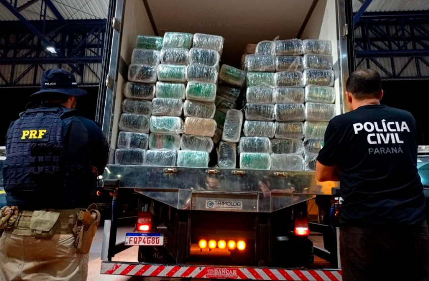 🇧🇷🚔 💊🛶La Policía Federal de #Brasil informó un aumento del 45% en las incautaciones de #marihuana durante 2025, la droga, mayoritariamente procedente de #Paraguay, continúa ingresando al país a gran escala a través de rutas fluviales como el río Paraná y el Lago de Itaipú.