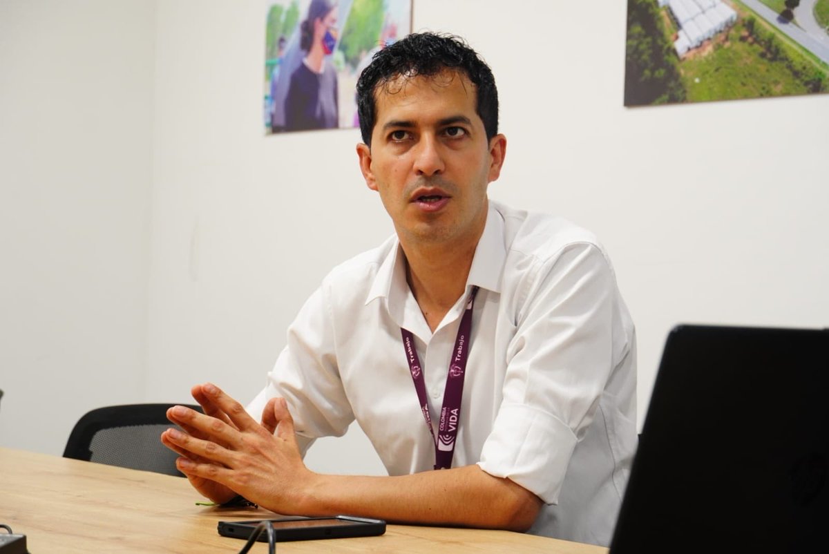 RegionesCP's tweet image. Nos hemos reunido con el @MintrabajoCol , @CancilleriaCol , @UsolidariaCo , @ProsperidadCol , @SENAComunica y @MinIgualdad_Col en la ciudad de Cúcuta (Norte de Santander) para crear una mesa de trabajo dedicada a la articulación, coordinación y fortalecimiento del tejido social.…